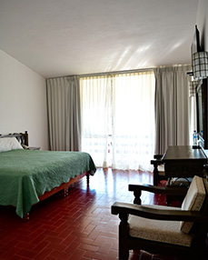 Vista-de-la-habitación-sencilla-con-vista-al-exterior